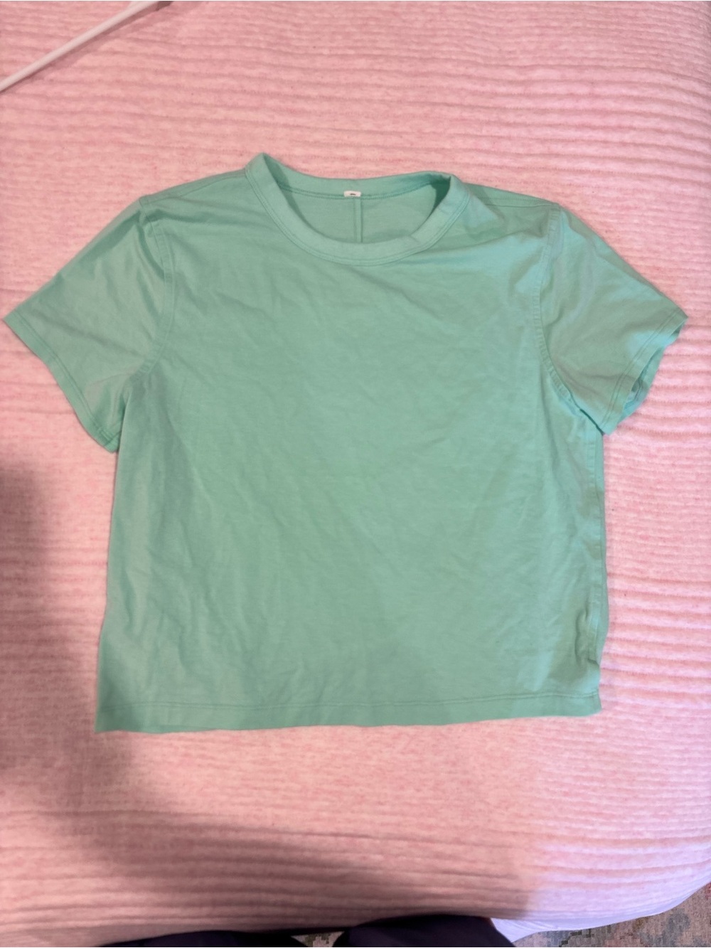 lululemon athletica Mint Green Crop Tee - Women
